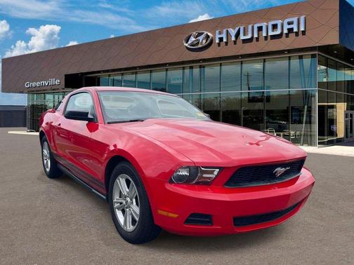 Race Red 2011 Ford Mustang V6