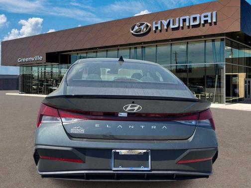 Amazon Gray 2026 Hyundai ELANTRA SEL Sport