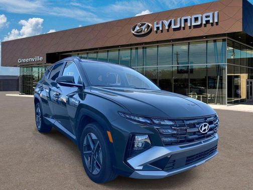 Green 2025 Hyundai TUCSON SEL Convenience