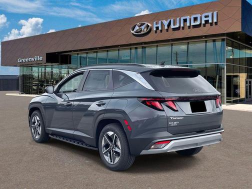 Gray 2026 Hyundai TUCSON SEL