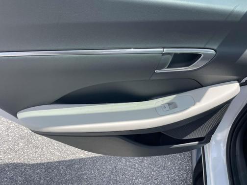 White 2023 Hyundai SONATA SEL