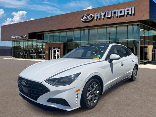 White 2023 Hyundai SONATA SEL