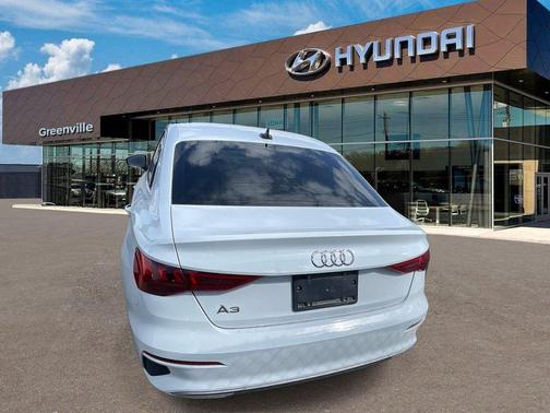Glacier White Metallic 2022 Audi A3 40 Premium