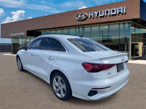 Glacier White Metallic 2022 Audi A3 40 Premium