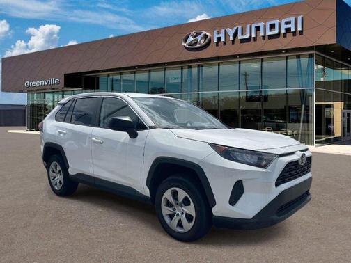 White 2022 Toyota RAV4 LE