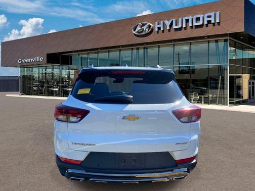Summit White 2021 Chevrolet Trailblazer ACTIV