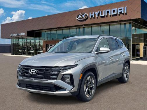Shimmering Silver 2026 Hyundai TUCSON SEL Premium