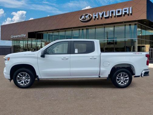 Summit White 2026 Chevrolet Silverado 1500 RST