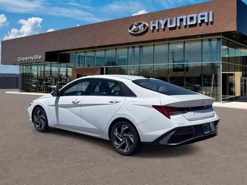 White 2025 Hyundai ELANTRA Limited