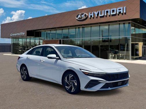White 2025 Hyundai ELANTRA Limited