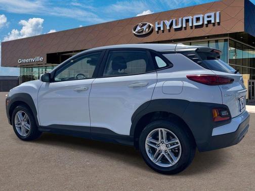 Chalk White 2019 Hyundai KONA SE