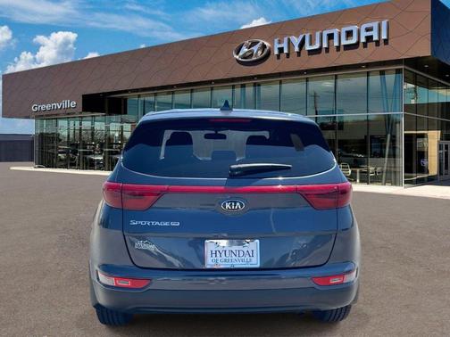 Pacific Blue 2017 Kia Sportage LX