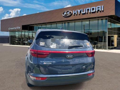 Pacific Blue 2017 Kia Sportage LX