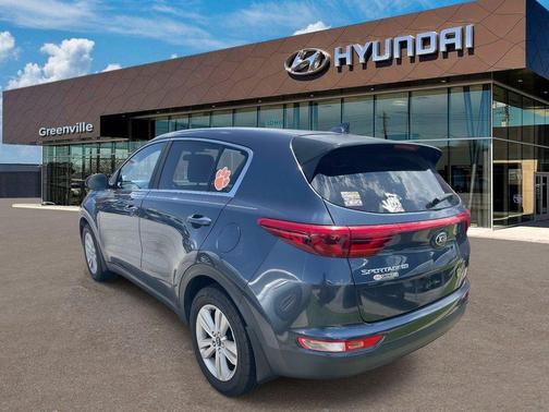 Pacific Blue 2017 Kia Sportage LX