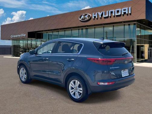 Pacific Blue 2017 Kia Sportage LX