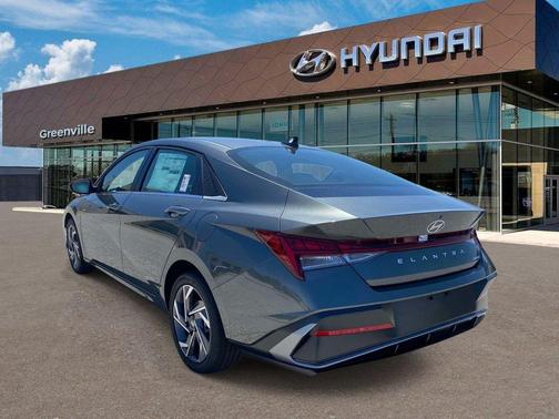 Amazon Gray 2026 Hyundai ELANTRA Limited