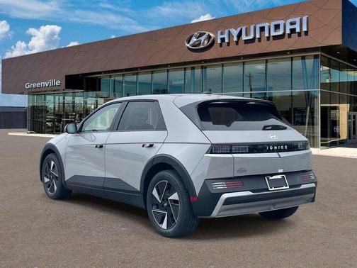 Cyber Gray 2026 Hyundai IONIQ 5 SE