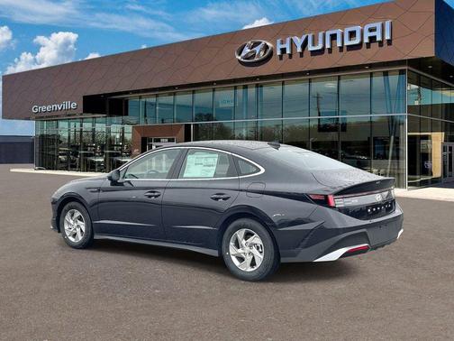 Carbon Blue 2026 Hyundai SONATA SE