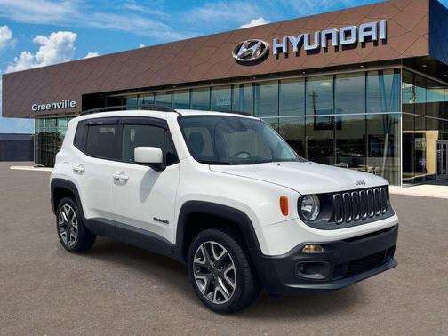 Alpine White 2017 Jeep Renegade Latitude