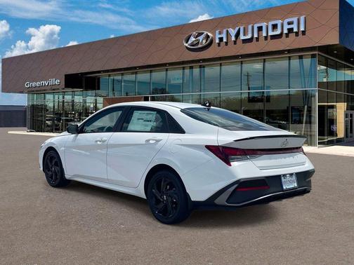 White 2026 Hyundai ELANTRA SEL Sport