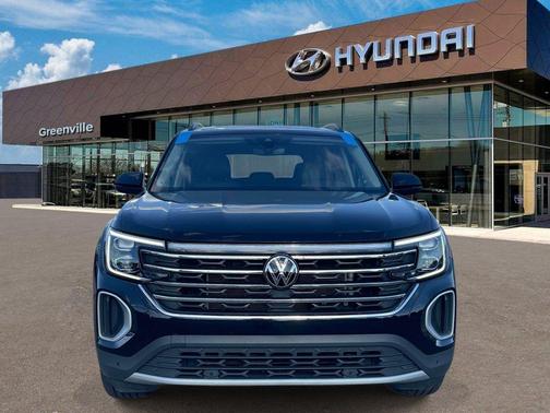 Deep Black Pearl Effect 2024 Volkswagen Atlas 2.0T SE