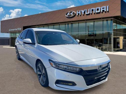 Platinum White Pearl 2019 Honda Accord Touring 2.0T