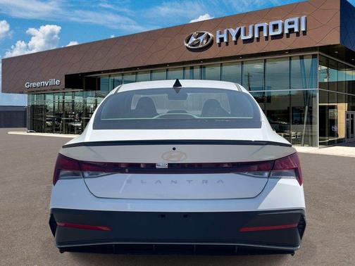 White 2026 Hyundai ELANTRA SEL Sport