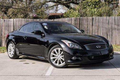 2014 INFINITI Q60 Base