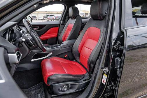 2018 Jaguar F-PACE 35t R-Sport