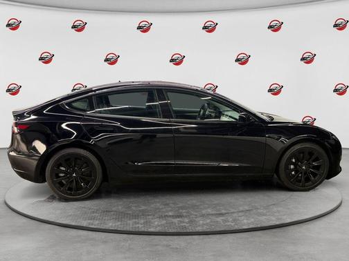 Black 2022 Tesla Model 3 Base