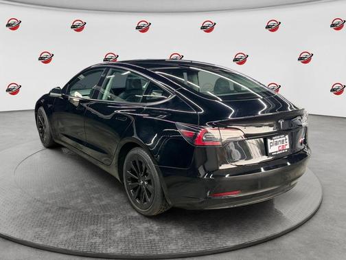 Black 2022 Tesla Model 3 Base