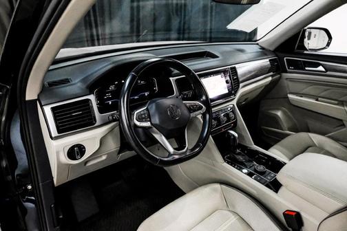 Deep Black Pearl Effect 2021 Volkswagen Atlas 3.6L SEL Premium