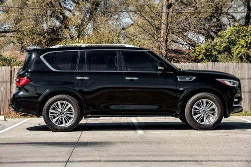 2018 INFINITI QX80 Base