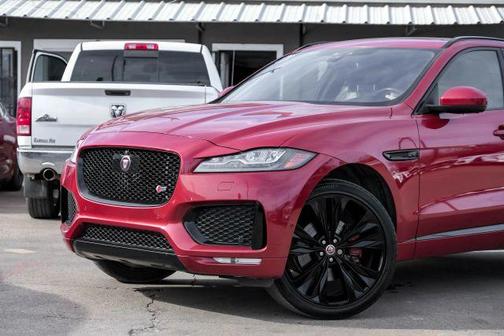 2018 Jaguar F-PACE S