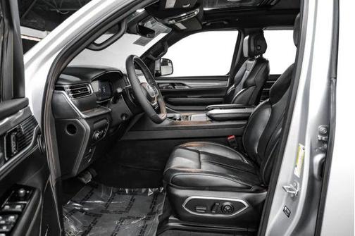 Silver Zynith 2022 Jeep Wagoneer Series I