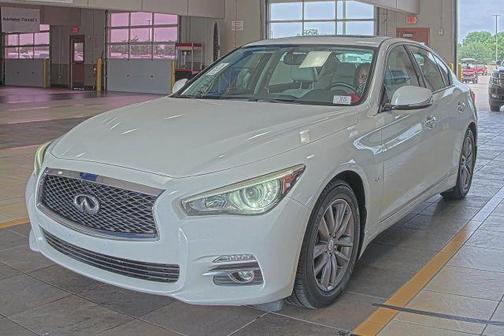 Majestic White 2016 INFINITI Q50 3.0T Premium