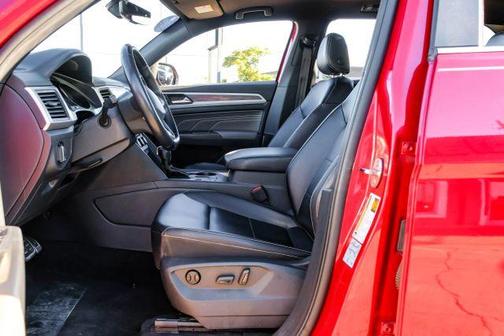 2021 Volkswagen Atlas Cross Sport 3.6L V6 SE w/Technology R-Line