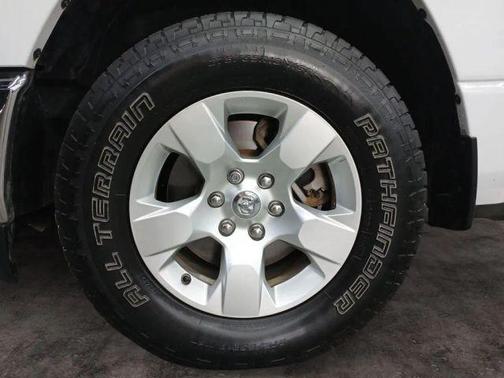 Bright White Clearcoat 2021 RAM 1500 Big Horn
