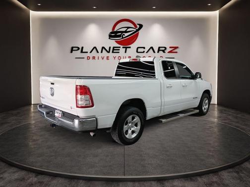 Bright White Clearcoat 2021 RAM 1500 Big Horn