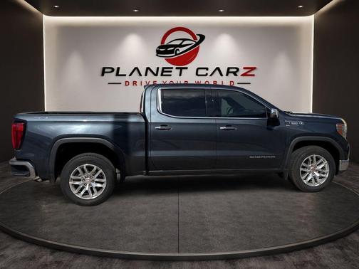 Dark Sky Metallic 2021 GMC Sierra 1500 SLT