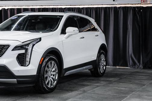 2021 Cadillac XT4 Premium Luxury