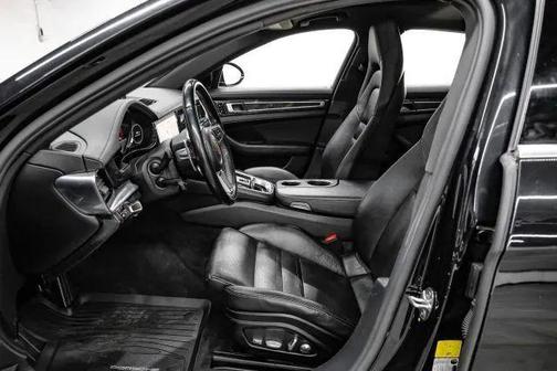 2017 Porsche Panamera 4S