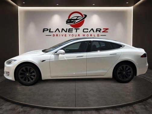 Pearl White 2019 Tesla Model S 100D