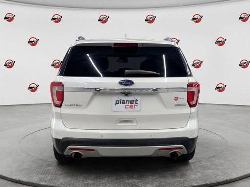 White Platinum Clearcoat Metallic 2016 Ford Explorer Limited