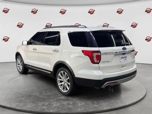 White Platinum Clearcoat Metallic 2016 Ford Explorer Limited
