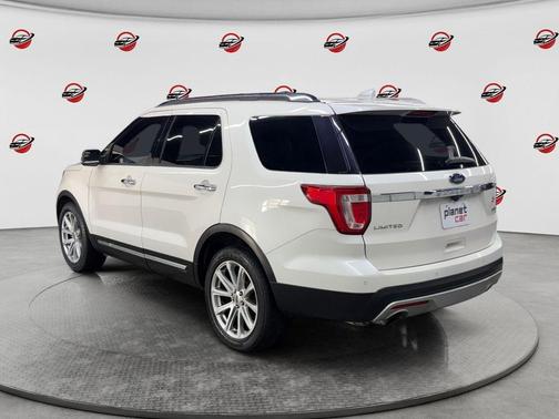 White Platinum Clearcoat Metallic 2016 Ford Explorer Limited