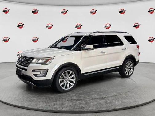 White Platinum Clearcoat Metallic 2016 Ford Explorer Limited