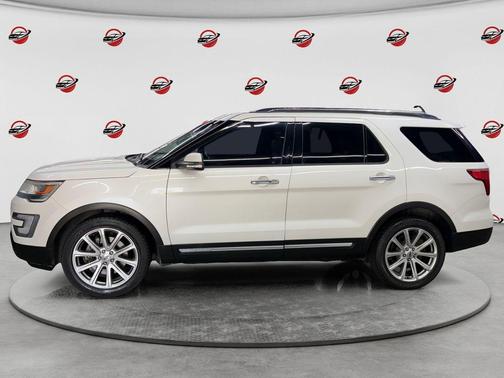 White Platinum Clearcoat Metallic 2016 Ford Explorer Limited