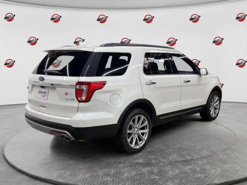 White Platinum Clearcoat Metallic 2016 Ford Explorer Limited