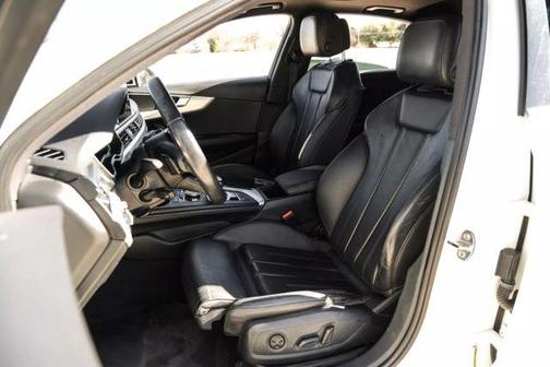 2017 Audi A4 2.0T Prestige